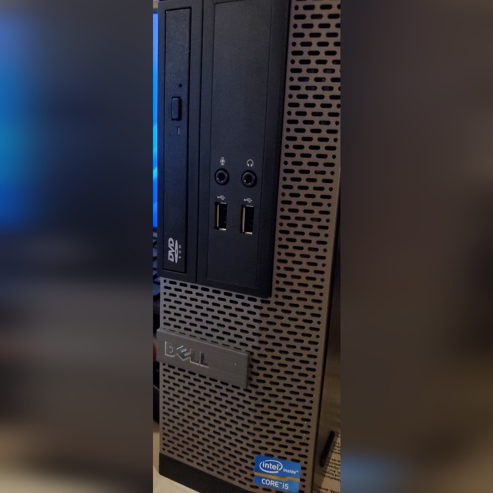 Windows 11 Pro Dell Desktop